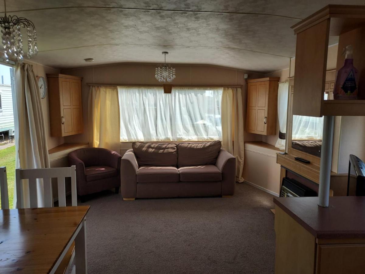 8 Berth The Chase Sahara Super *